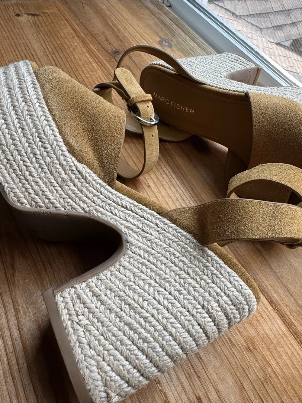 Marc Fisher Voshay Women’s Suede Platform Sandals 8.5